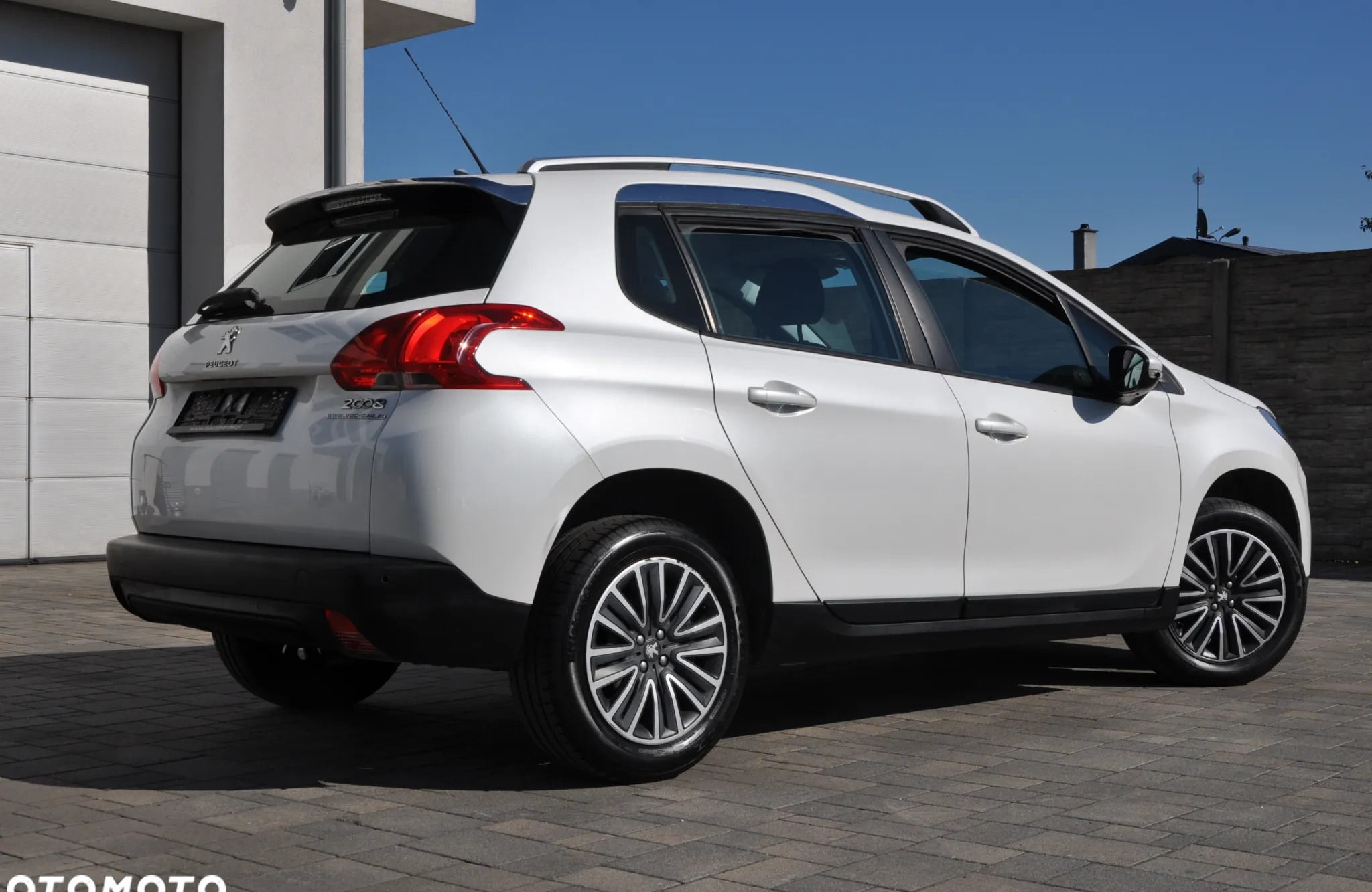 Peugeot 2008 cena 29900 przebieg: 112500, rok produkcji 2015 z Kępno małe 67